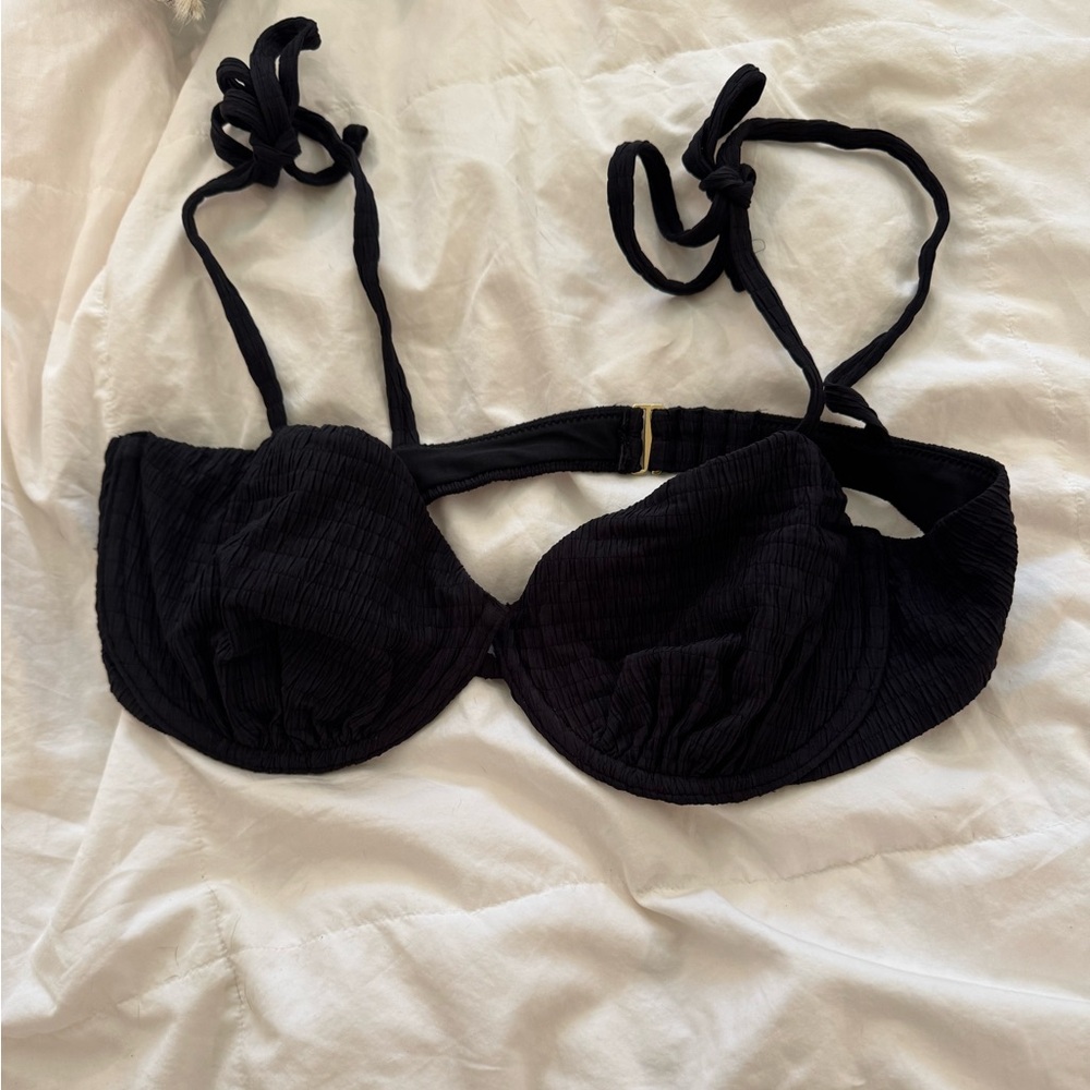 Abercrombie crinkle underwire bathing suit top